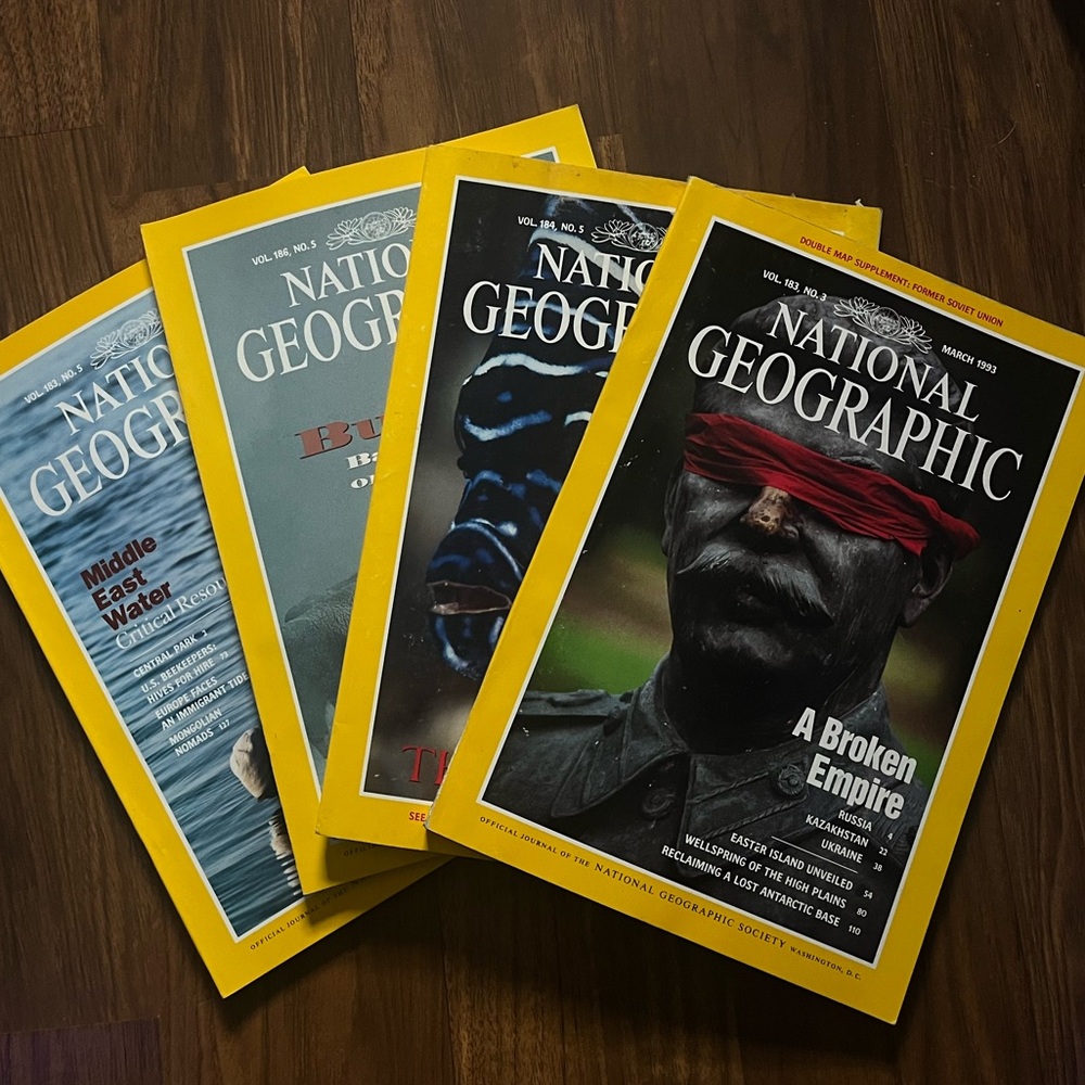 4 National Geographic Magazines from 1993/94